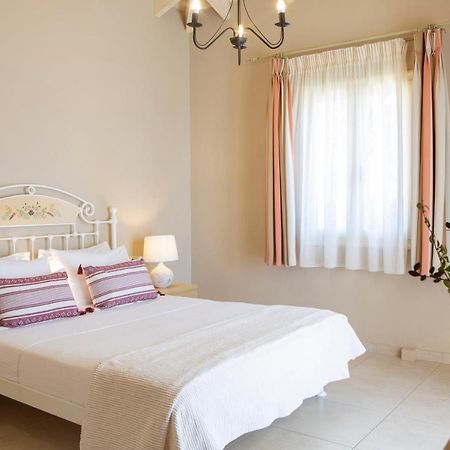 Ionian Luxury Villas Nikiana Exterior photo