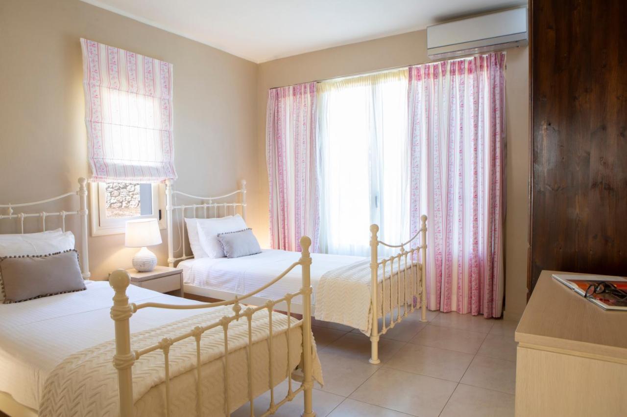 Ionian Luxury Villas Nikiana Exterior photo