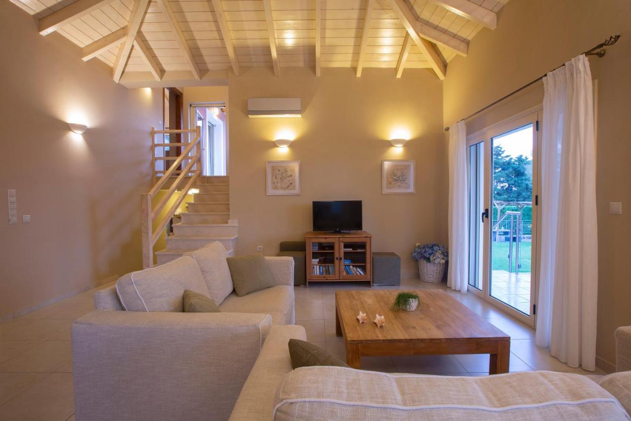 Ionian Luxury Villas Nikiana Exterior photo