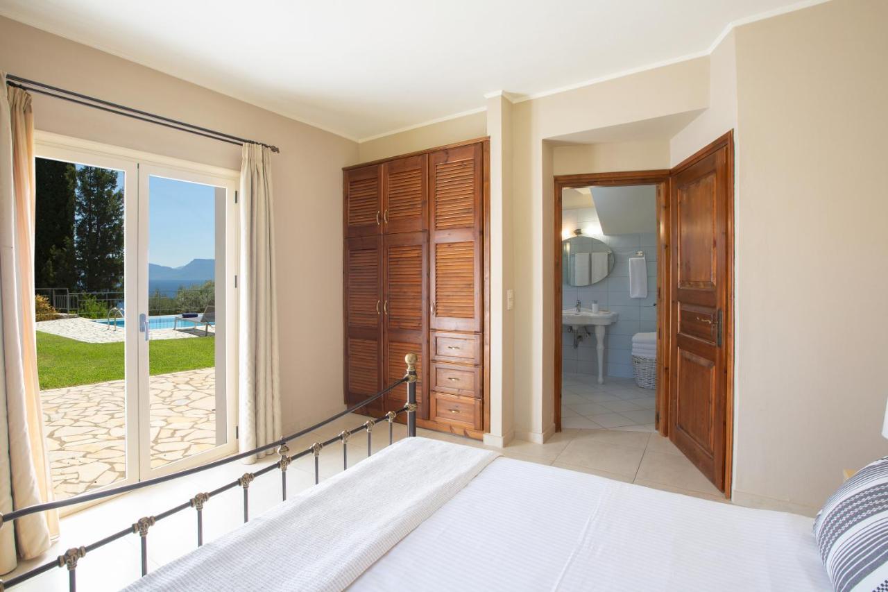 Ionian Luxury Villas Nikiana Exterior photo