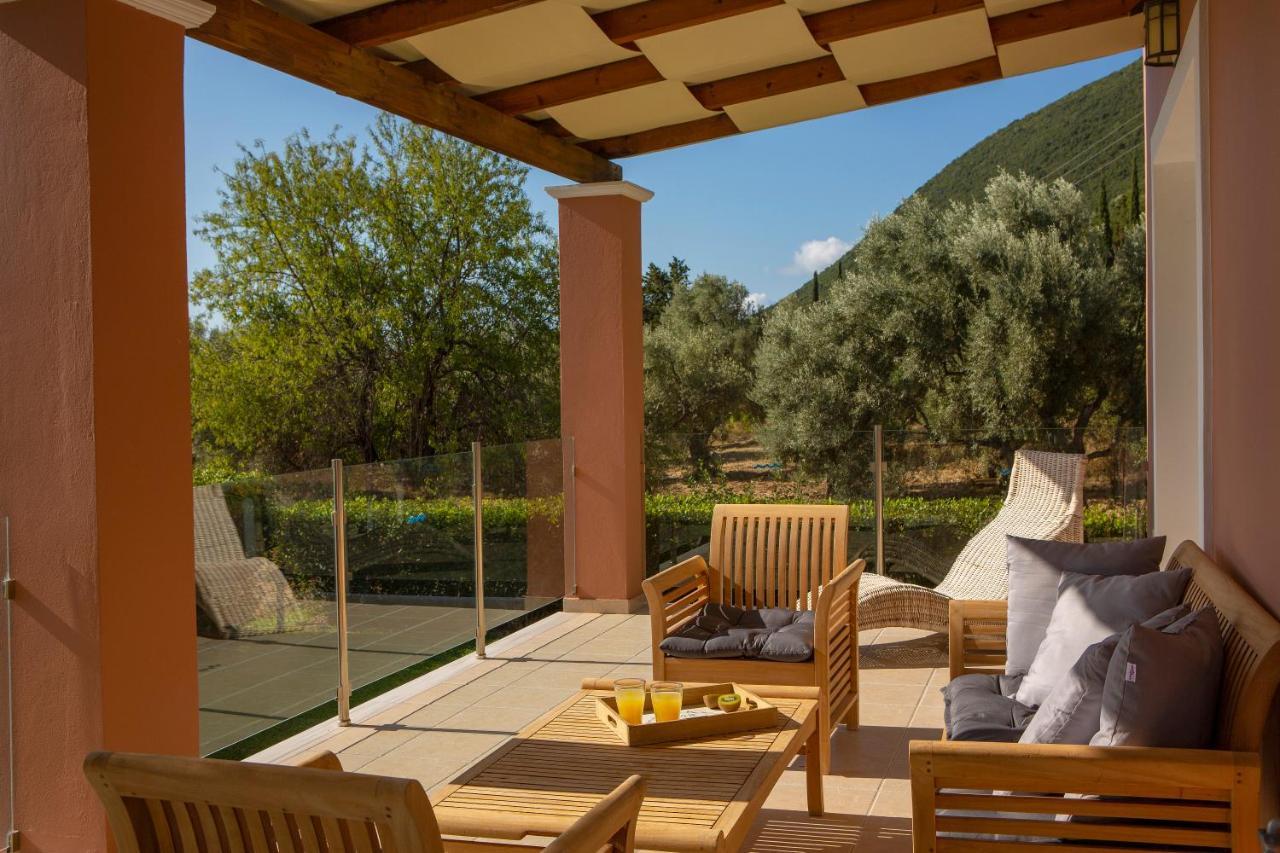 Ionian Luxury Villas Nikiana Exterior photo