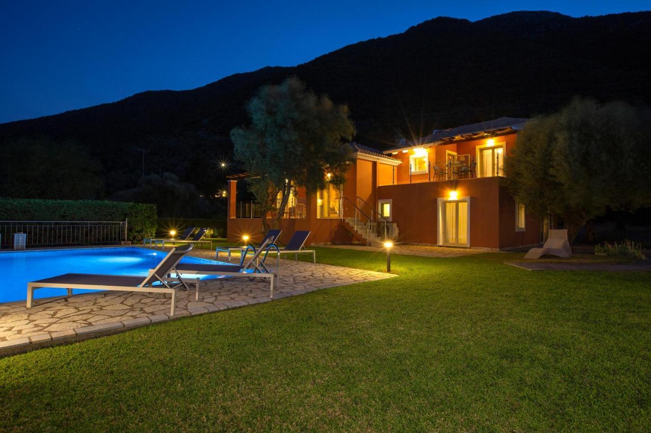 Ionian Luxury Villas Nikiana Exterior photo