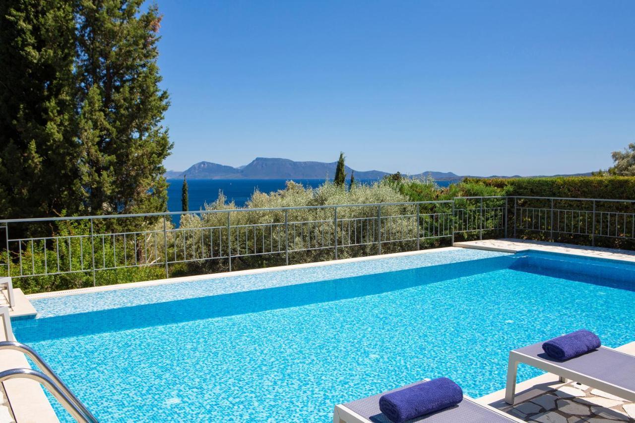 Ionian Luxury Villas Nikiana Exterior photo
